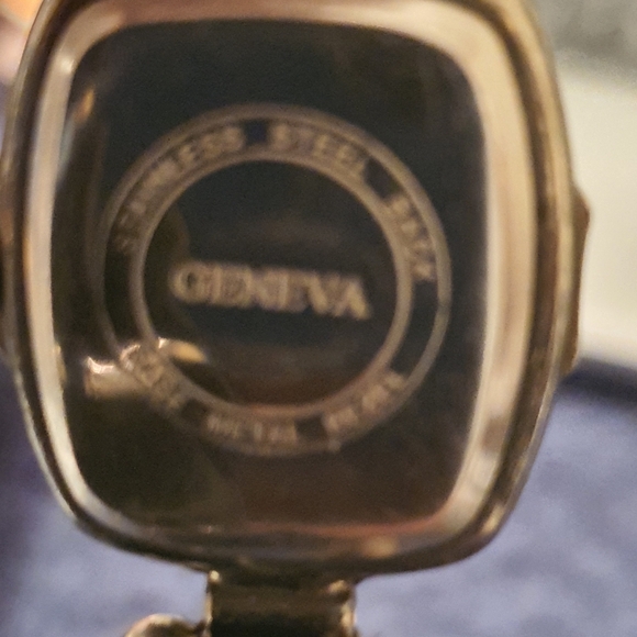 10/$20 Geneva Silver/Black Beaded Bracelet Women's Watch - Picture 4 of 4